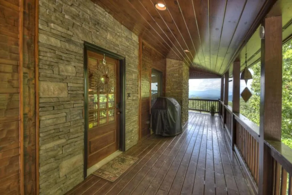 1404 Mountain High Drive Mineral Bluff, GA 30559