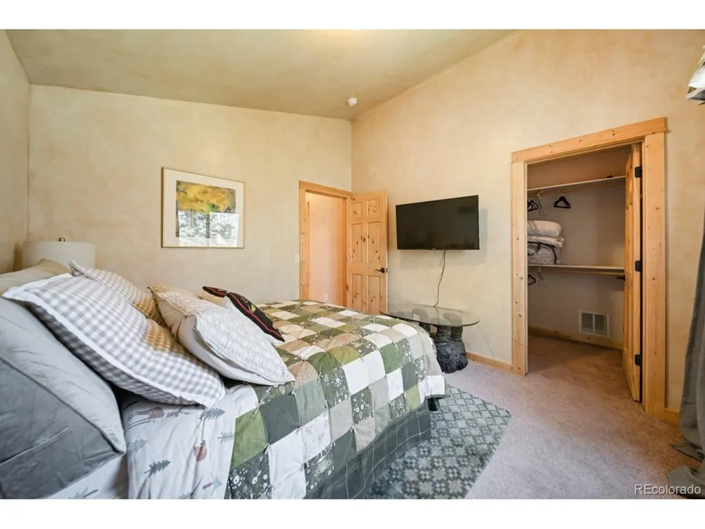 1380 Spruce Road Cimarron, CO 81220