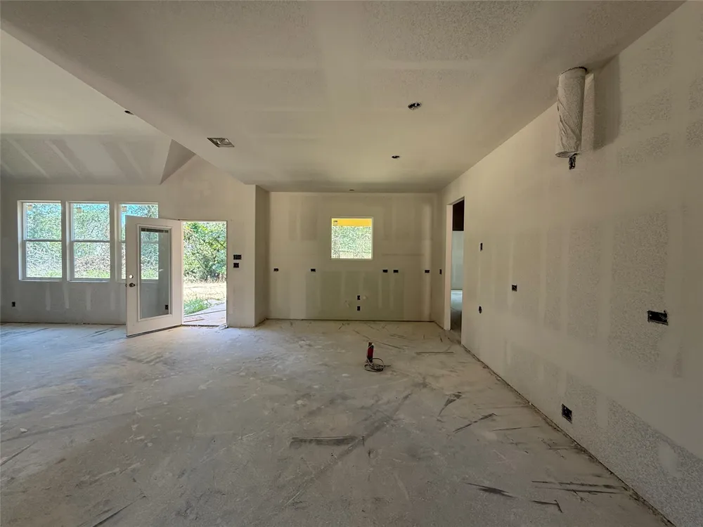 277 Zebrastone Way Poolville, TX 76487