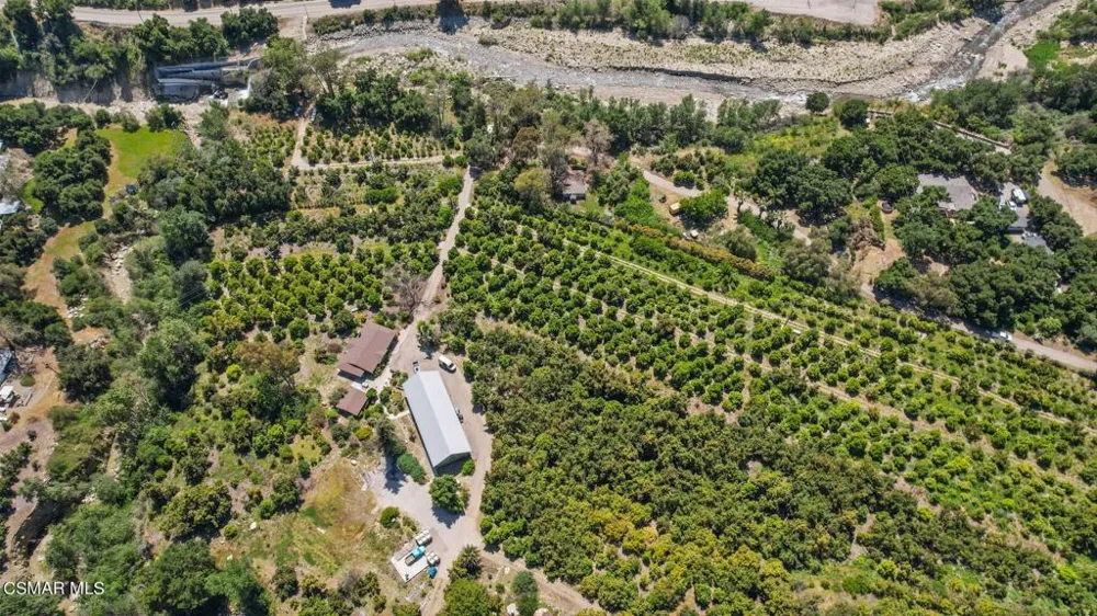 5682 Pine Grove Road Santa Paula, CA 93060
