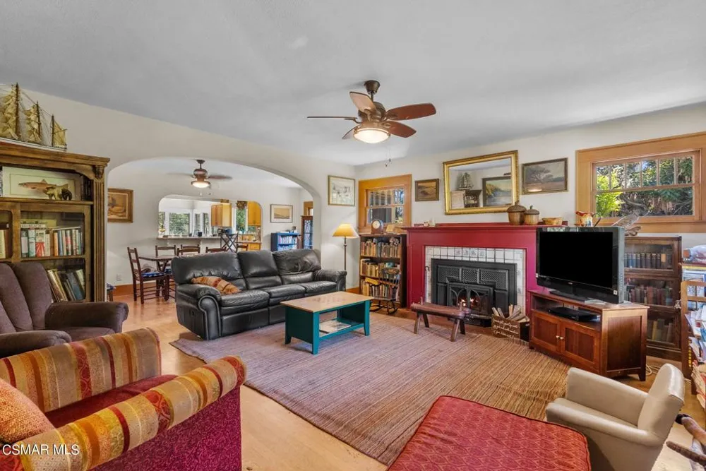 5682 Pine Grove Road Santa Paula, CA 93060
