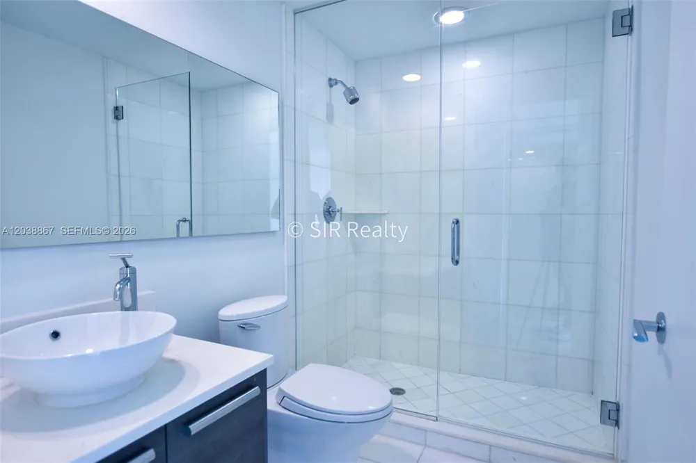 2950 NE 188th St #336 Aventura, FL 33180