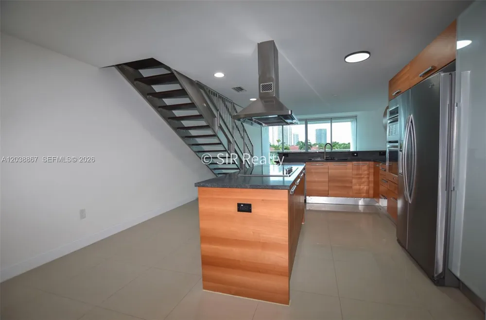 2950 NE 188th St #336 Aventura, FL 33180
