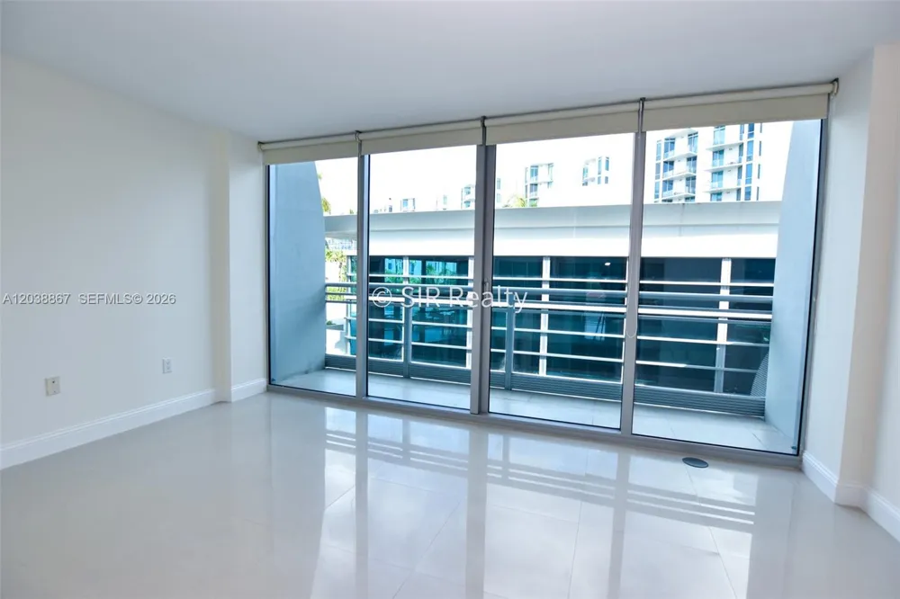 2950 NE 188th St #336 Aventura, FL 33180