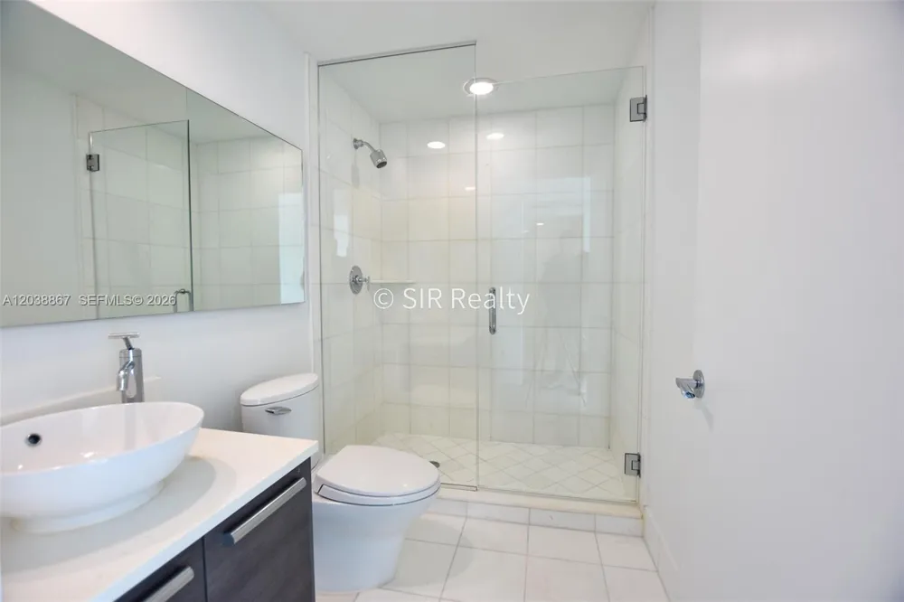 2950 NE 188th St #336 Aventura, FL 33180