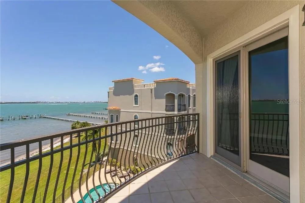 1714 PARK STREET St Petersburg, FL 33710