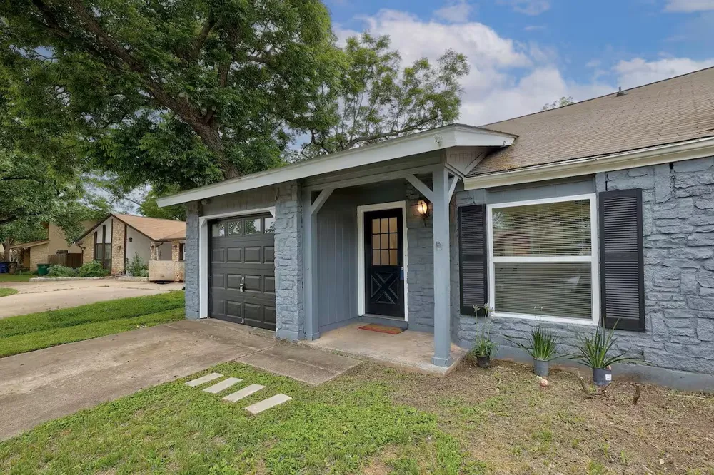 12304 BurrRidge Drive Austin, TX 78729