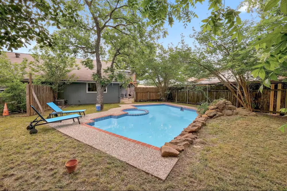 12304 BurrRidge Drive Austin, TX 78729