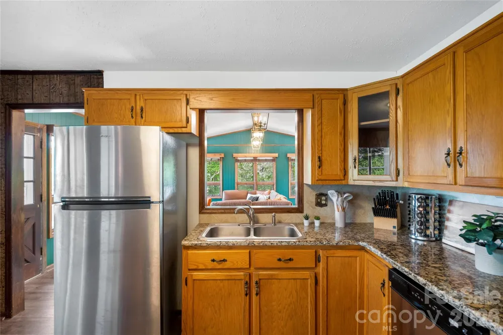 5545 Pine Ridge Drive Connelly Springs, NC 28612