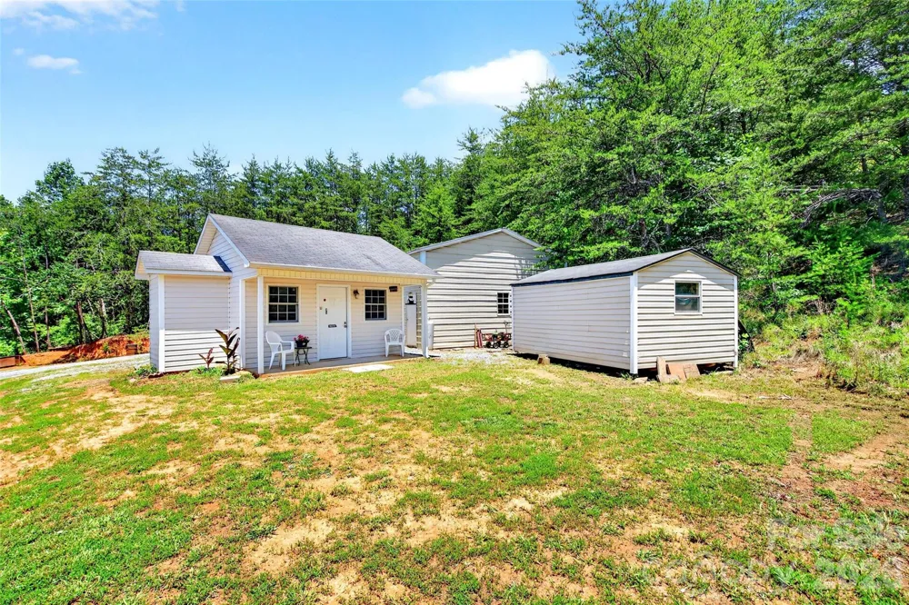 1076 Grays Creek Church Road Rutherfordton, NC 28139