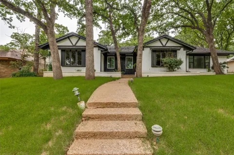 2117 Franklin Drive