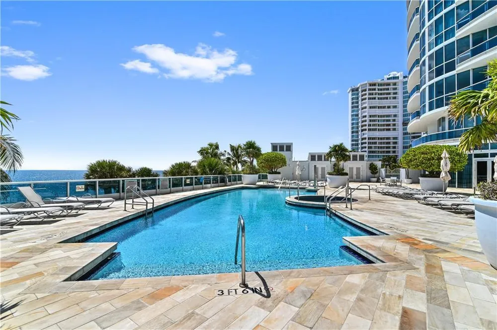 1600 S Ocean Boulevard #902 Lauderdale By The Sea, FL 33062