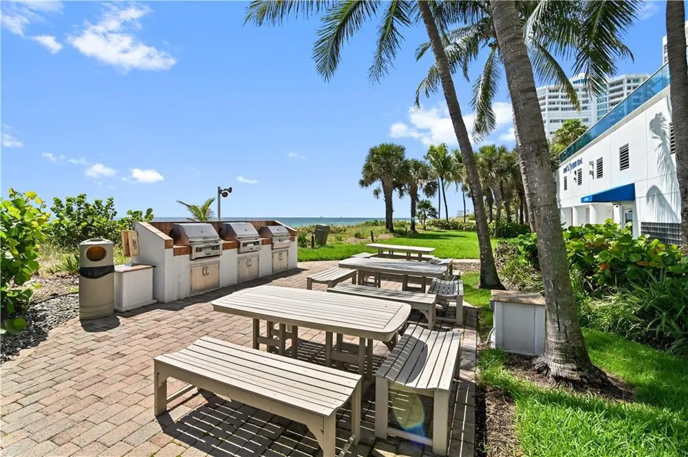 1600 S Ocean Boulevard #902 Lauderdale By The Sea, FL 33062