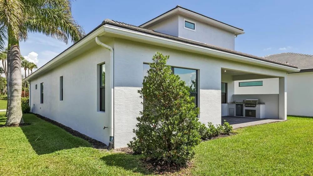 5633 Saint Armands Way Westlake, FL 33470