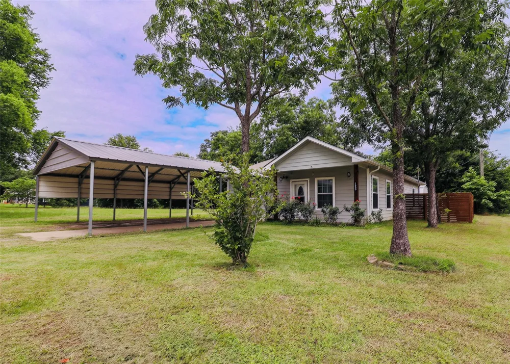 1000 Spring Street Grand Saline, TX 75140