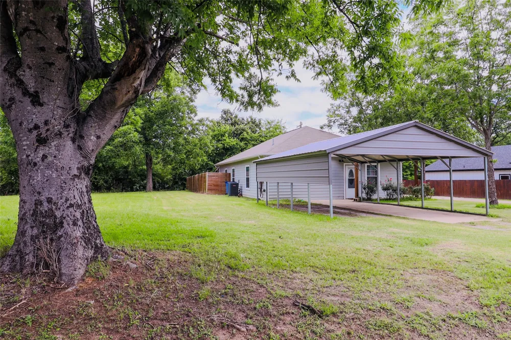 1000 Spring Street Grand Saline, TX 75140