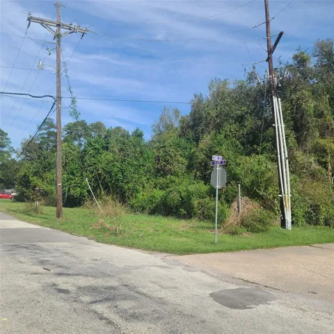 Colbert St