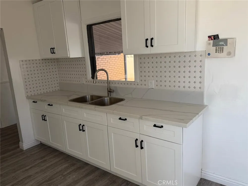 824 S 2nd Barstow, CA 92311