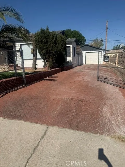824 S 2nd Barstow, CA 92311