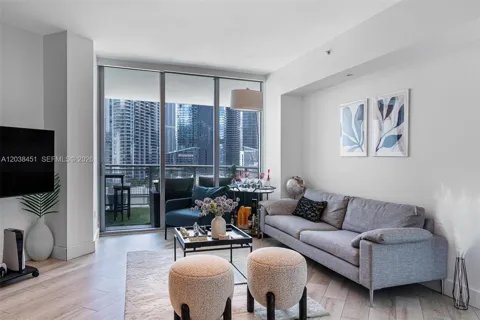 350 S Miami Ave #2108