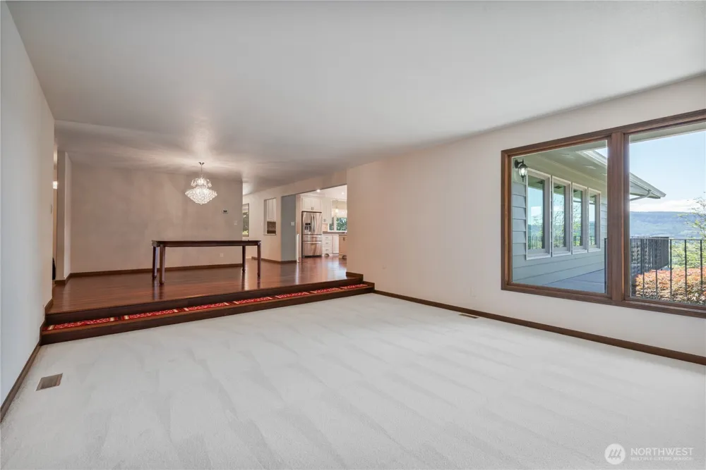 18 Island View Lane Cathlamet, WA 98612