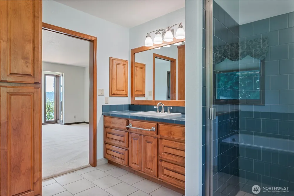 18 Island View Lane Cathlamet, WA 98612
