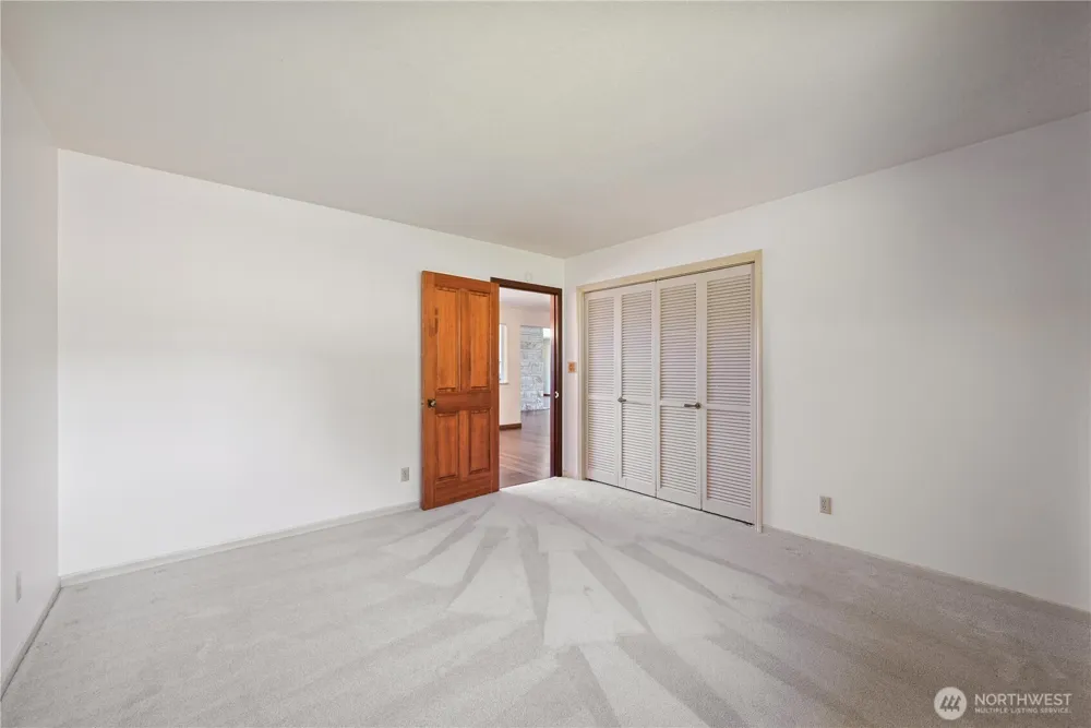 18 Island View Lane Cathlamet, WA 98612