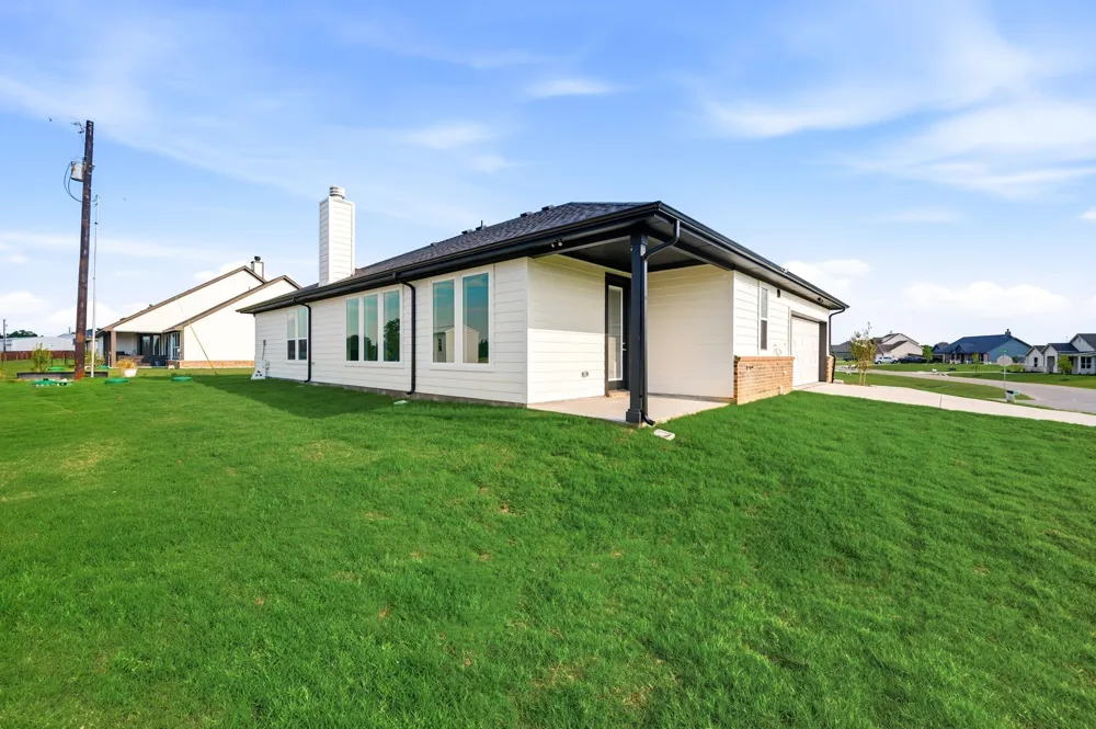 116 Park Hurst Drive Boyd, TX 76023