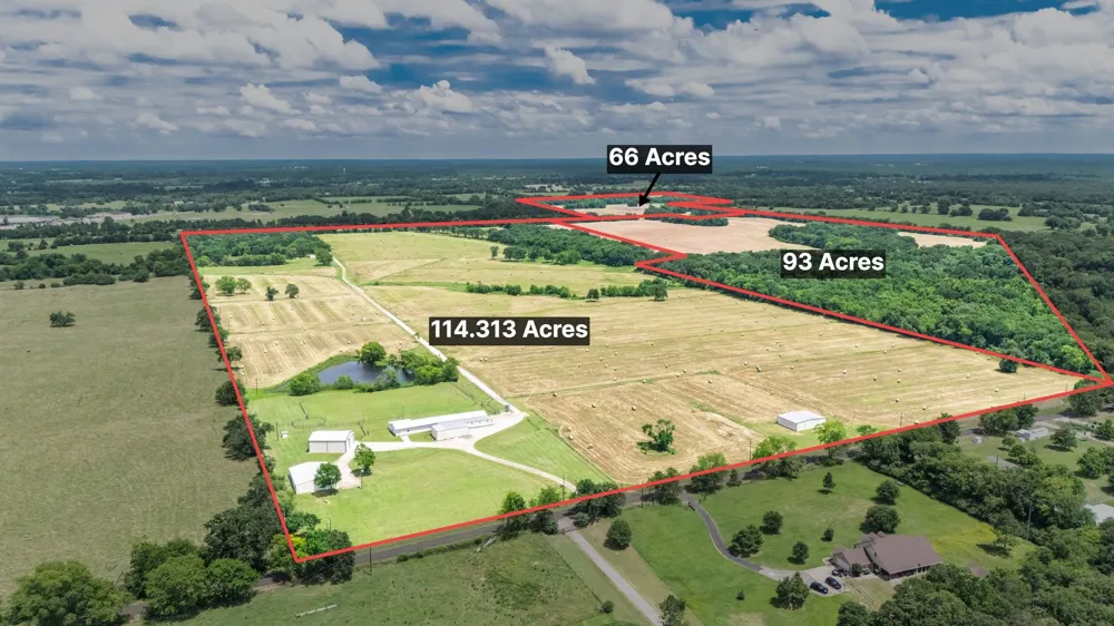 609 County Road 2421 Como, TX 75431