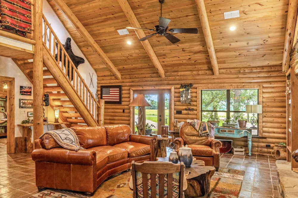 609 County Road 2421 Como, TX 75431