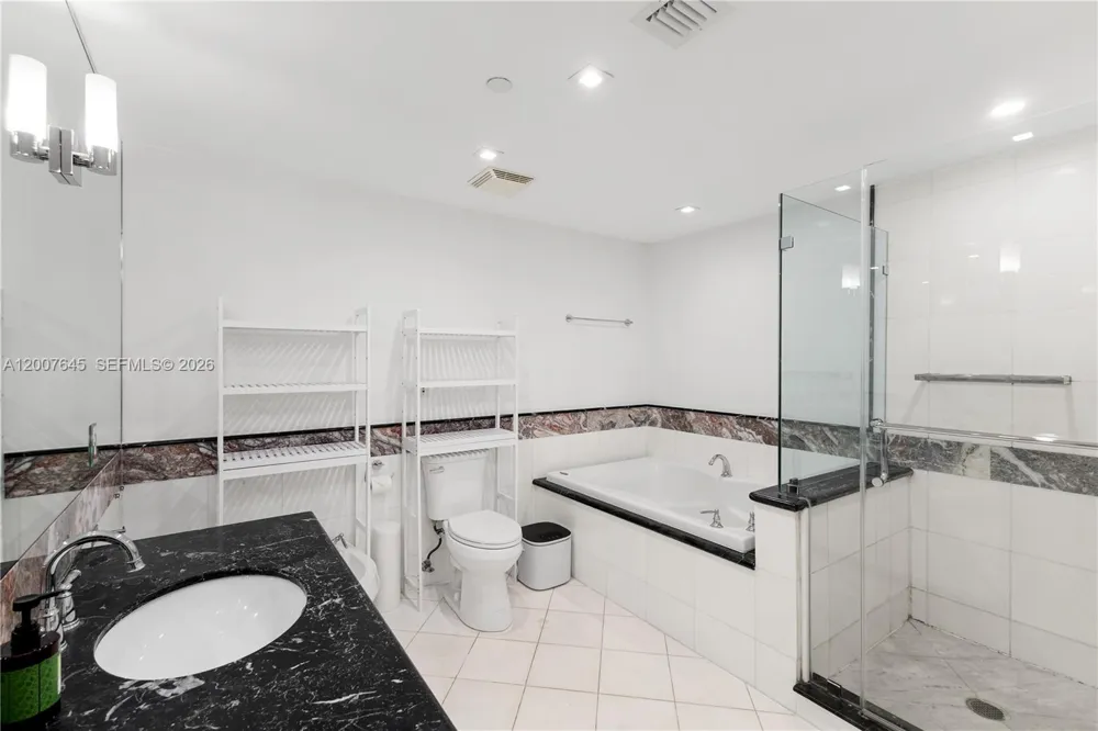 540 West Ave #2112 Miami Beach, FL 33139