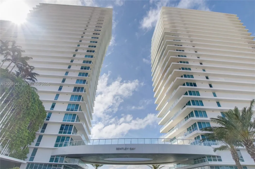 540 West Ave #2112 Miami Beach, FL 33139