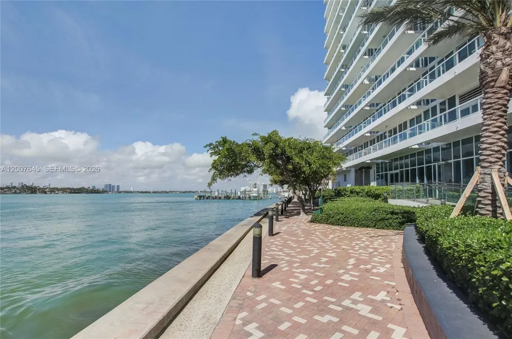 540 West Ave #2112 Miami Beach, FL 33139