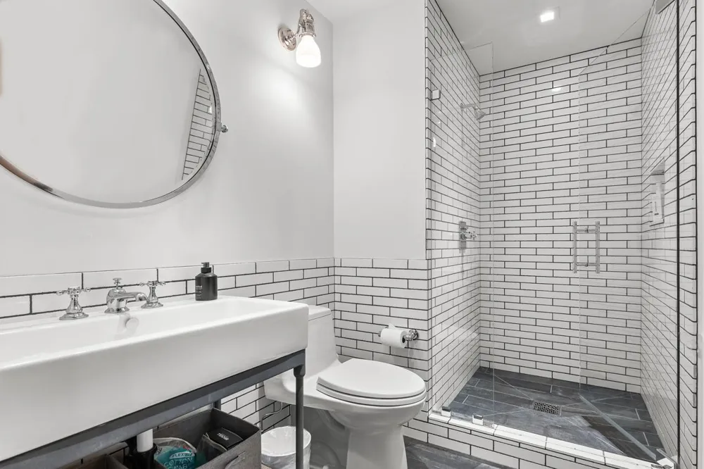 2657 Woodbridge Road Minnetonka Beach, MN 55391