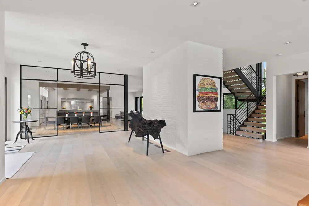 2657 Woodbridge Road Minnetonka Beach, MN 55391