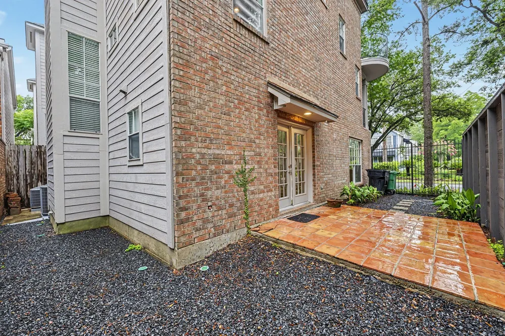 1925 Haddon Street Houston, TX 77019