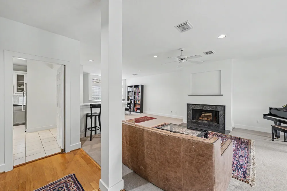 1925 Haddon Street Houston, TX 77019