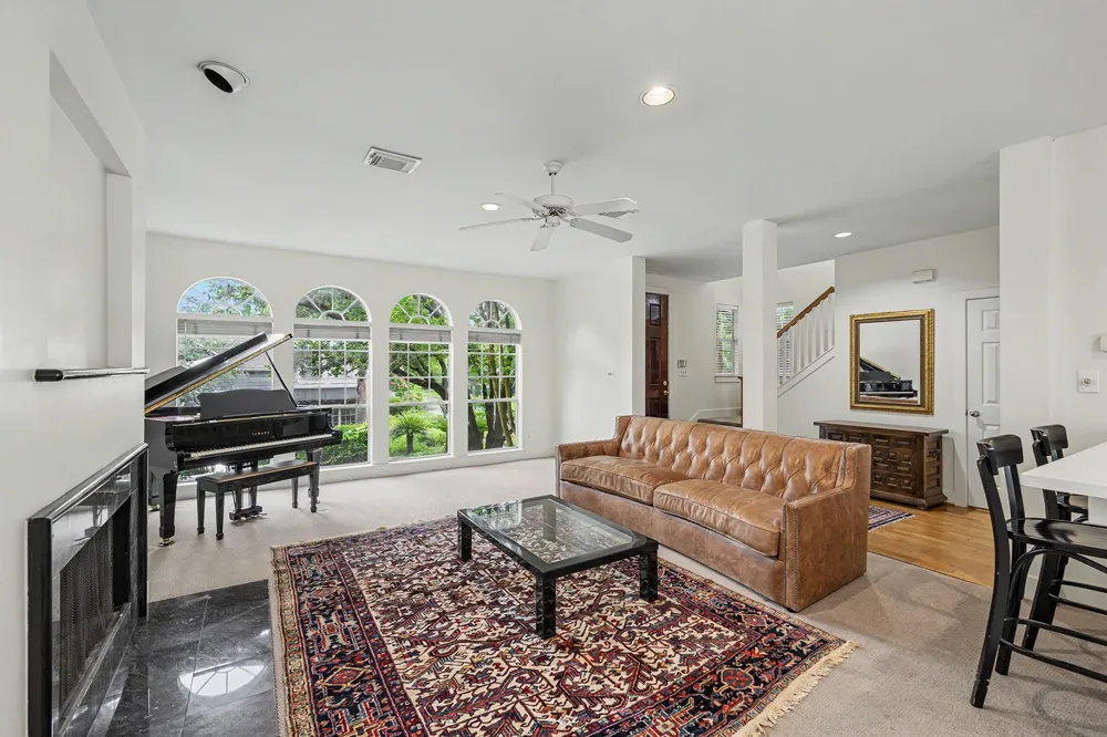 1925 Haddon Street Houston, TX 77019