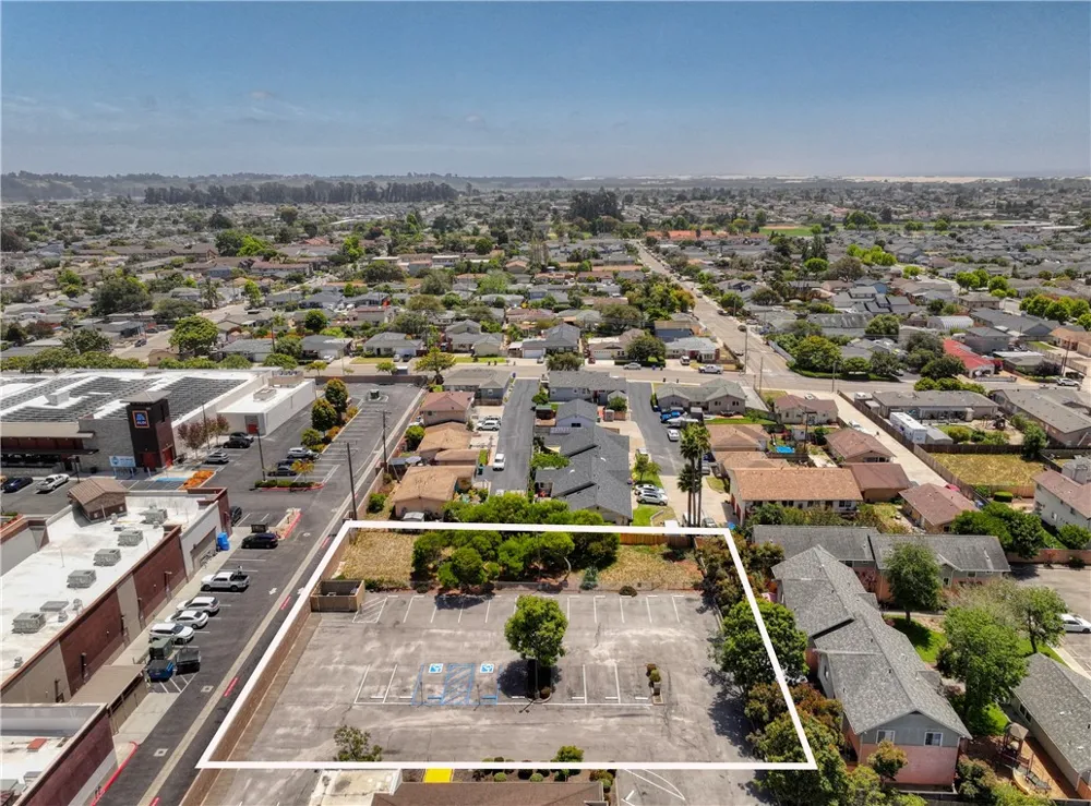 1253 E Grand Avenue Arroyo Grande, CA 93420