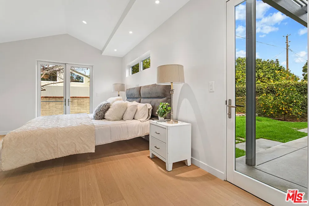 11929 Bray Street Culver City, CA 90230