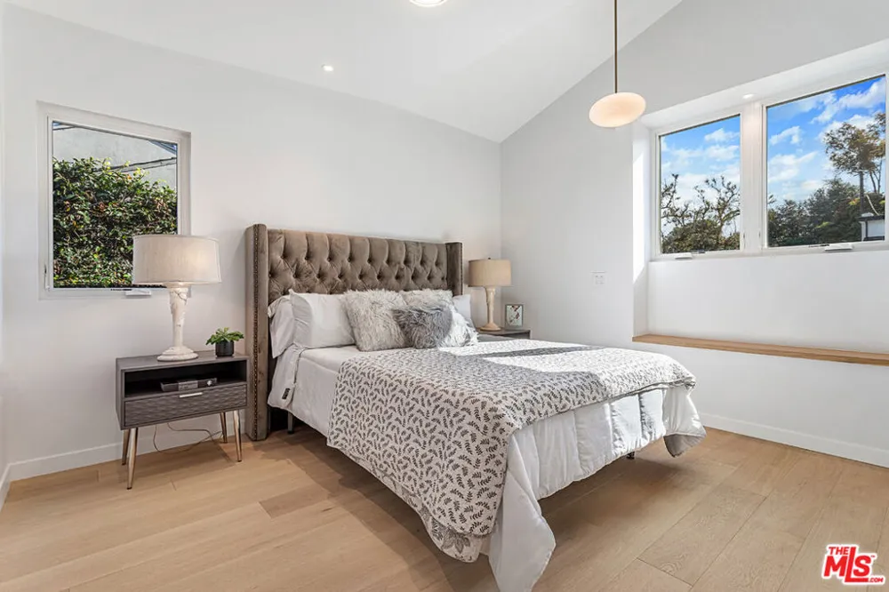 11929 Bray Street Culver City, CA 90230