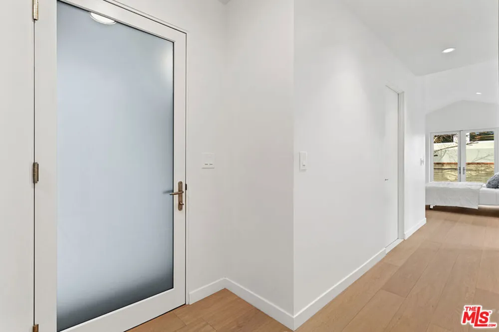 11929 Bray Street Culver City, CA 90230