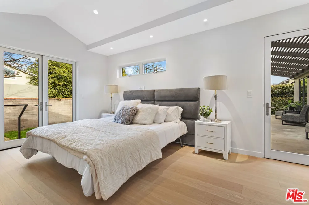 11929 Bray Street Culver City, CA 90230