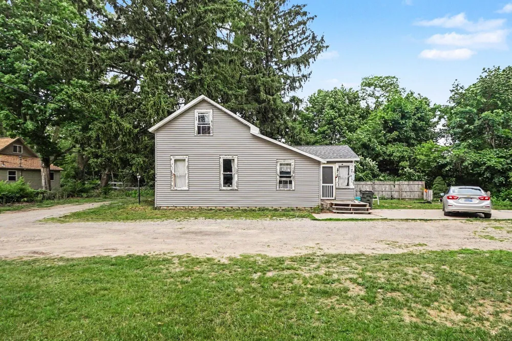 760 Scott Street Muskegon, MI 49442
