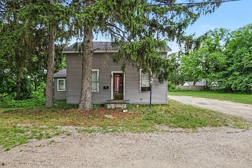 760 Scott Street Muskegon, MI 49442