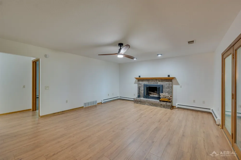 4927 S US-23 Greenbush Township, MI 48738