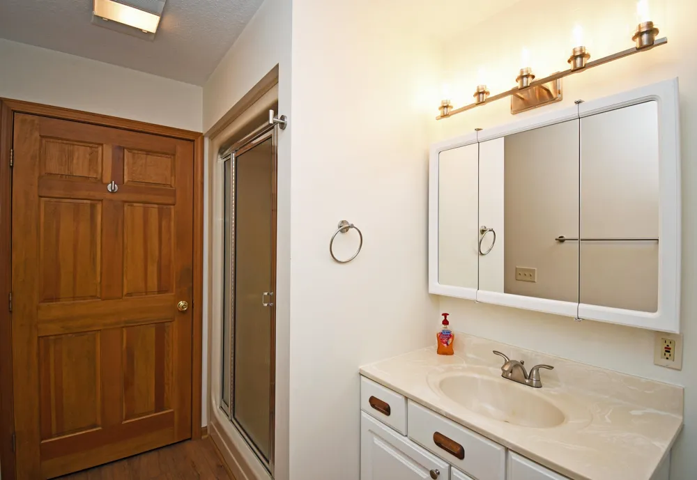 4927 S US-23 Greenbush Township, MI 48738