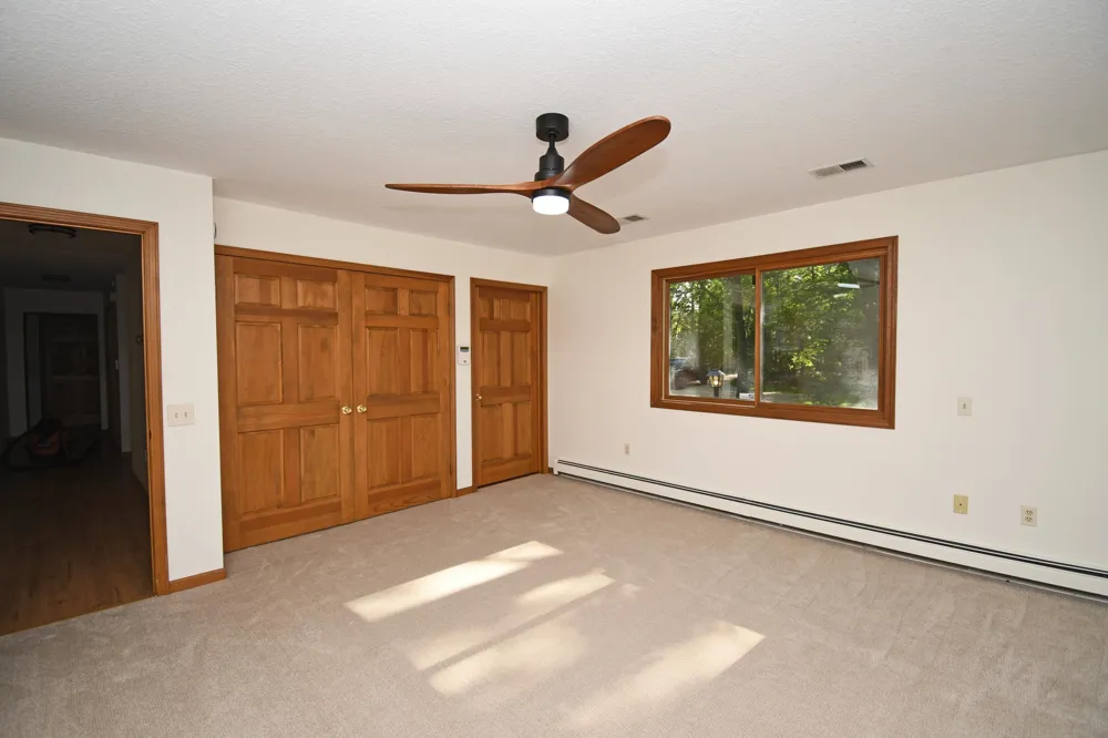 4927 S US-23 Greenbush Township, MI 48738
