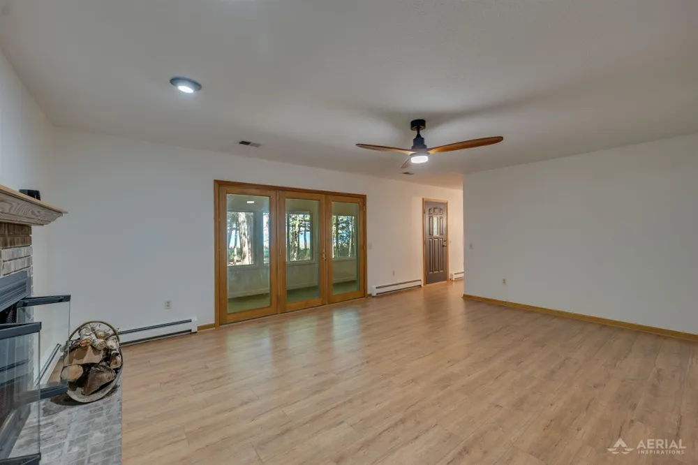 4927 S US-23 Greenbush Township, MI 48738