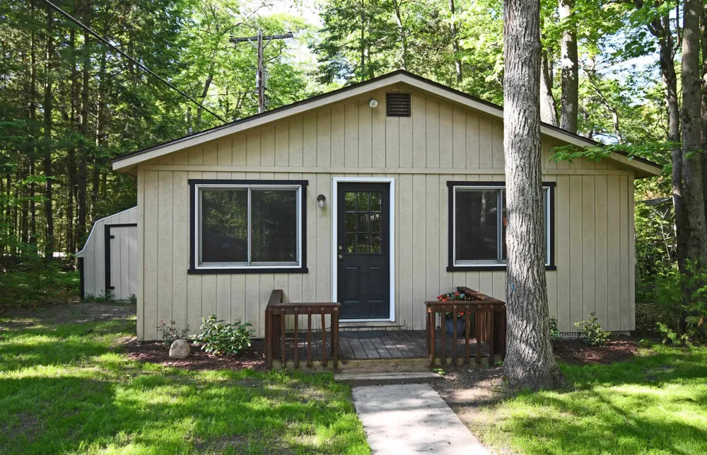 4927 S US-23 Greenbush Township, MI 48738